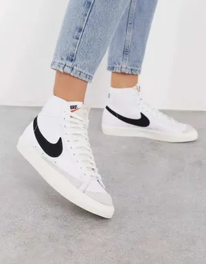 Nike Blazer Women’s Mid 77 Shoes thumbnail 1