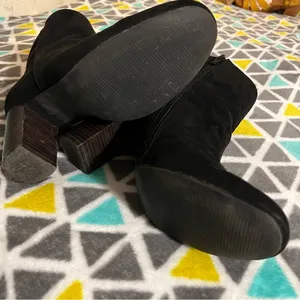 Heeled boots Size 10 thumbnail 3