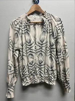 Anthropologie Porridge Long-Sleeve Gauze Smocked Top thumbnail 2