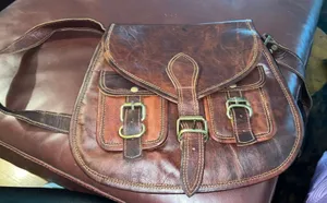 Vintage handmade leather crossbody Brown thumbnail 1