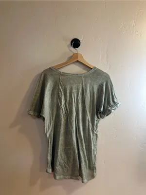 We the Free by Free People Burnout Free Fallin V Neck T Shirt Olive Green XS thumbnail 4