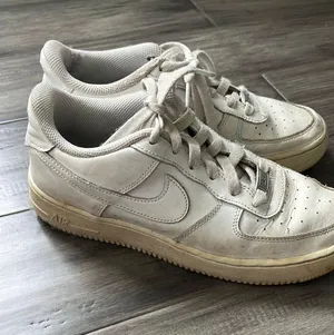 Air Force 1 thumbnail 2