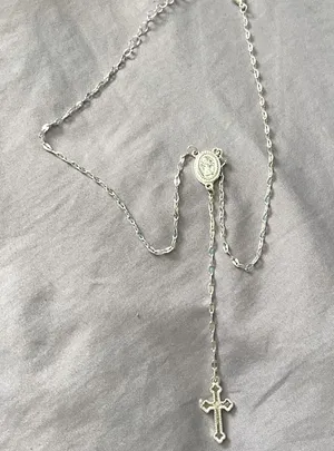 Jesús necklace thumbnail 1