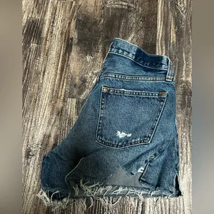 Abercrombie and Fitch the boyfriend short mid rise curve love size 27/4 thumbnail 4