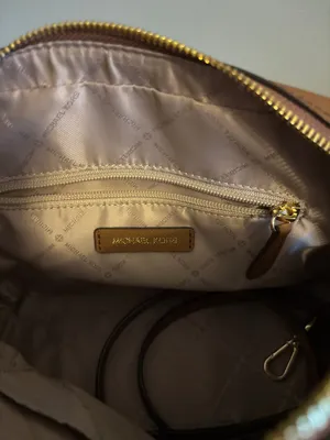Michael Kors Purse thumbnail 4