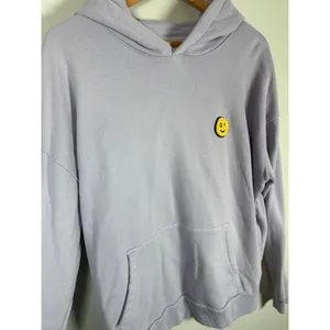 Gilly Hicks Hoodie Women Large Purple Smiley Face Patch Loungewear Streetwear thumbnail 3