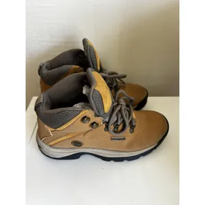 Timberland Hiking Boots Sz 6 Suede Rugged Waterproof Nature Outdoors Laceup Walk thumbnail 11