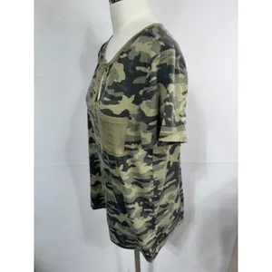Doe & Rae Camo T-Shirt Women Medium Green Henley‎ Pocket Short Sleeve thumbnail 6