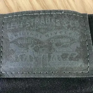 Levis 311 Shaping Skinny Black Wash Jeans Sz 29 thumbnail 11