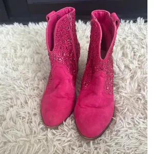 Sugar SGR Comet Pink Rhinestone Western Ankle Boots Block Heel Women's Size 7M‎ thumbnail 5