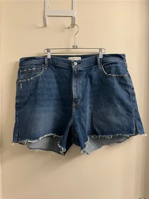 Abercrombie Curve Love The 4” Mom Short High Rise Size 35 / 20 thumbnail 2
