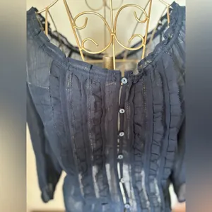 Abercrombie & Fitch Sheer Ruffle Button Blouse Size XS Navy thumbnail 6
