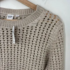 GAP Women's Light Tan open Knit Sweater with shimmery thread size small thumbnail 4