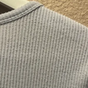 Old Navy Women's Icy Blue Fuzzy Ribbed Knit Long Sleeve Top Shirt Size Medium thumbnail 6
