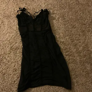 Transparent top dress and solid colored bottom Black thumbnail 2