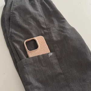 Fabletics Women's Method 2-Pocket Scrub set 
EUC thumbnail 9