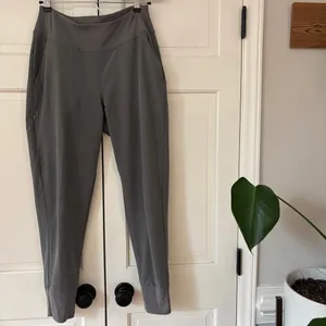 Patagonia‎ Happy Hike Studio Pants Gray High-Waisted Joggers Pants Size Small thumbnail 2