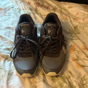 Reebok Classic Royal Ultra SL Charcoal Gray Sneakers thumbnail 2