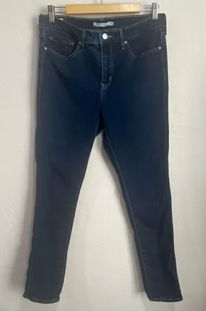 Levi's 311 Shaping Skinny Women's Jeans thumbnail 1
