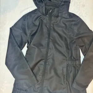 Avalanche Women’s Jacket- black size Medium‎ thumbnail 2