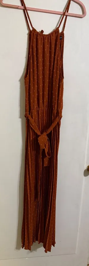 PrettyGarden Rust Orange Swiss Dot Pleated Halter Maxi Dress Womens Medium thumbnail 1