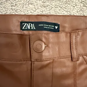 Zara Brown faux Leather boot cut pants thumbnail 3