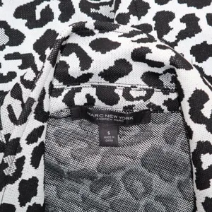 Andrew Marc‎ leopard print black and white longline open front cardigan size S thumbnail 4