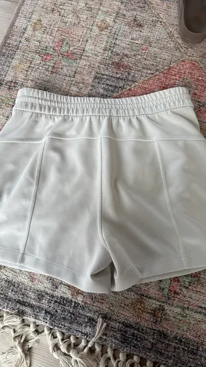 Lululemon Softstreme Shorts thumbnail 4