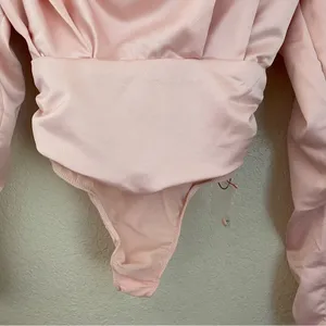 House of CB Giselle Blush pink Satin Bodysuit size‎ XS NWOT thumbnail 5