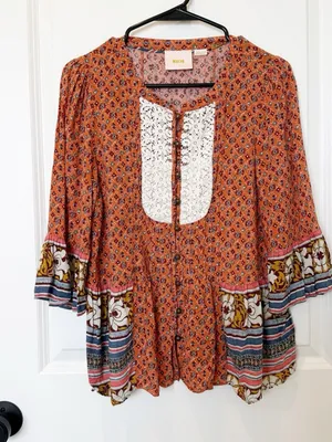 Anthropologie Floral Top Sz 6 Button Front Bell Sleeve Boho Indie‎ Festival thumbnail 1