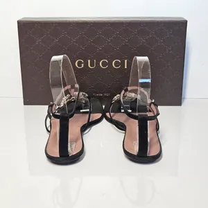 Gucci Black Suede Crystal Interlocking G T-Strap Flat Sandals Glam Size 37.5 thumbnail 11