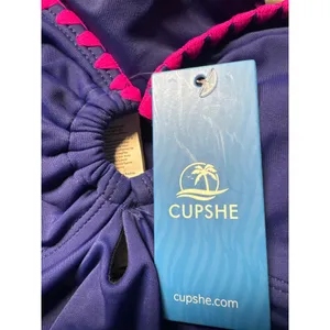 Cupshe Royal Blue Pink Trim‎ One Piece Swimsuit Keyhole Cutout Size M thumbnail 4