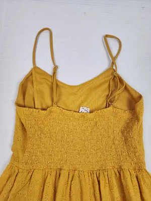 Cotton Women’s Yellow Eyelet Knee Lenght Dress Smocked Back Size M thumbnail 8