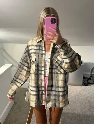 shacket thumbnail 2