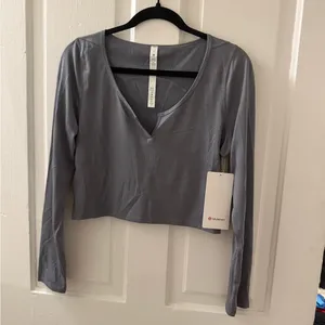 NWT Lululemon Top thumbnail 3