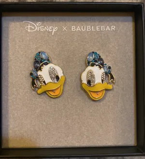 Disney X Donald Duck Crystal Enamel Stud Earrings thumbnail 3