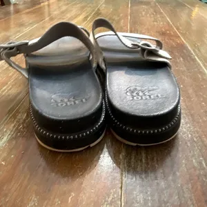 Sorel White Two Strap Leather Sandals with Black Sole Studded Detailing Women 10 thumbnail 7