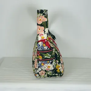 Vera Bradley ‘Poppy Fields’ Shoulder Bag Vibrant Floral Design Quilted Cotton thumbnail 6