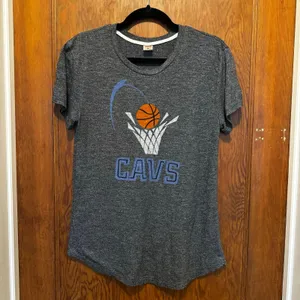 EUC‎ Homage Retro Cleveland Cavs Cavaliers Women's Shirt Large Gray NBA 90s thumbnail 1