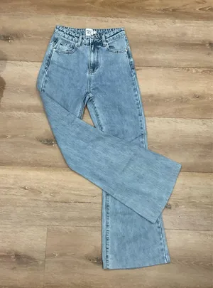Princess Polly Flare Jeans thumbnail 1