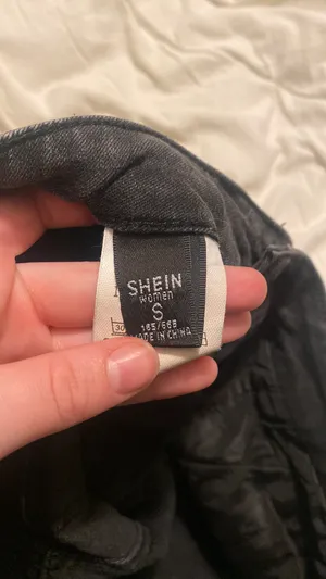 SheIn Black Shorts thumbnail 2
