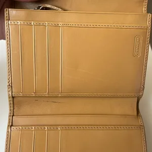 Vintage Coach Leather Tri Fold Card Holder Wallet Tan Camel 5.5”x4” thumbnail 4