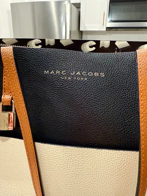 Marc Jacobs Leather Tote thumbnail 2