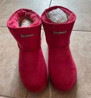 Juicy Couture boots NWT thumbnail 1
