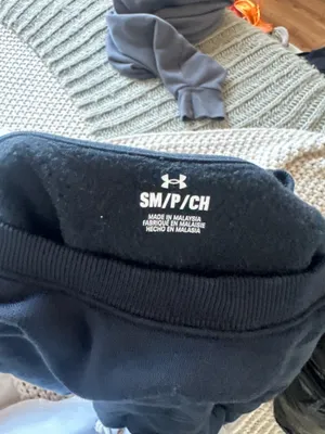 Under Armour Black Long Sleeve thumbnail 3