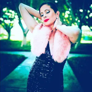 New York Cara Lt Pink faux fur boa thumbnail 2