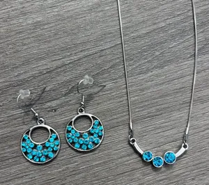 SET of Silver and Blue Jewelry thumbnail 1