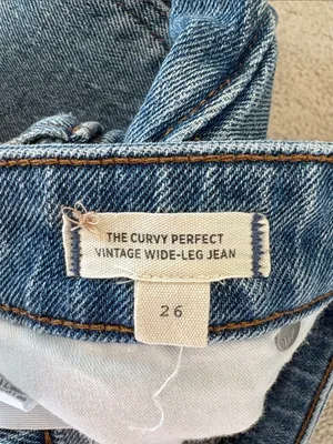 Madewell The Curvy Perfect Vintage Wide-Leg Jean thumbnail 8