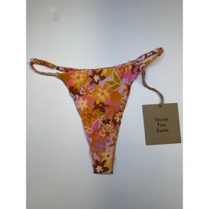 Stone Fox Swim Size S Isle Bottom Retro Pop‎ Beach Cruise Resort thumbnail 3