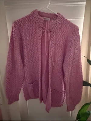 Fantastic Pink Cardigan Sweater Size M thumbnail 1